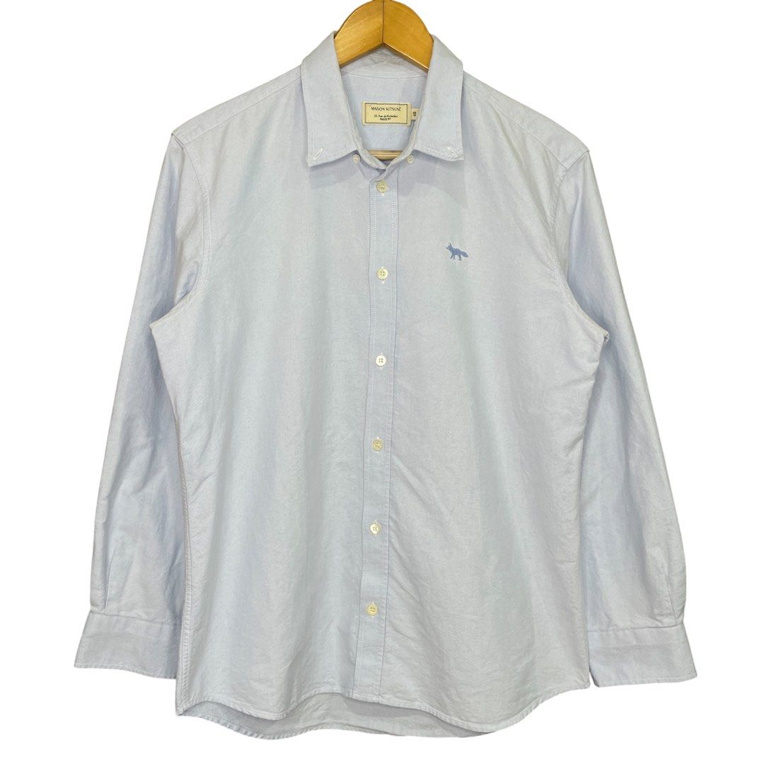 Maison Kitsuné Botton Down Longsleeve (Category: Formal Shirts) located in Manila. Submitted by saintjohnn (Listing ID 1453743228, Image 1). Description: Maison Kitsuné Botton Down Longsleeve Size: 40 (medium fitting) Length: 27" Width: 21" Condition: 10/10 No Issue or Flaws Authentic ₱2k.