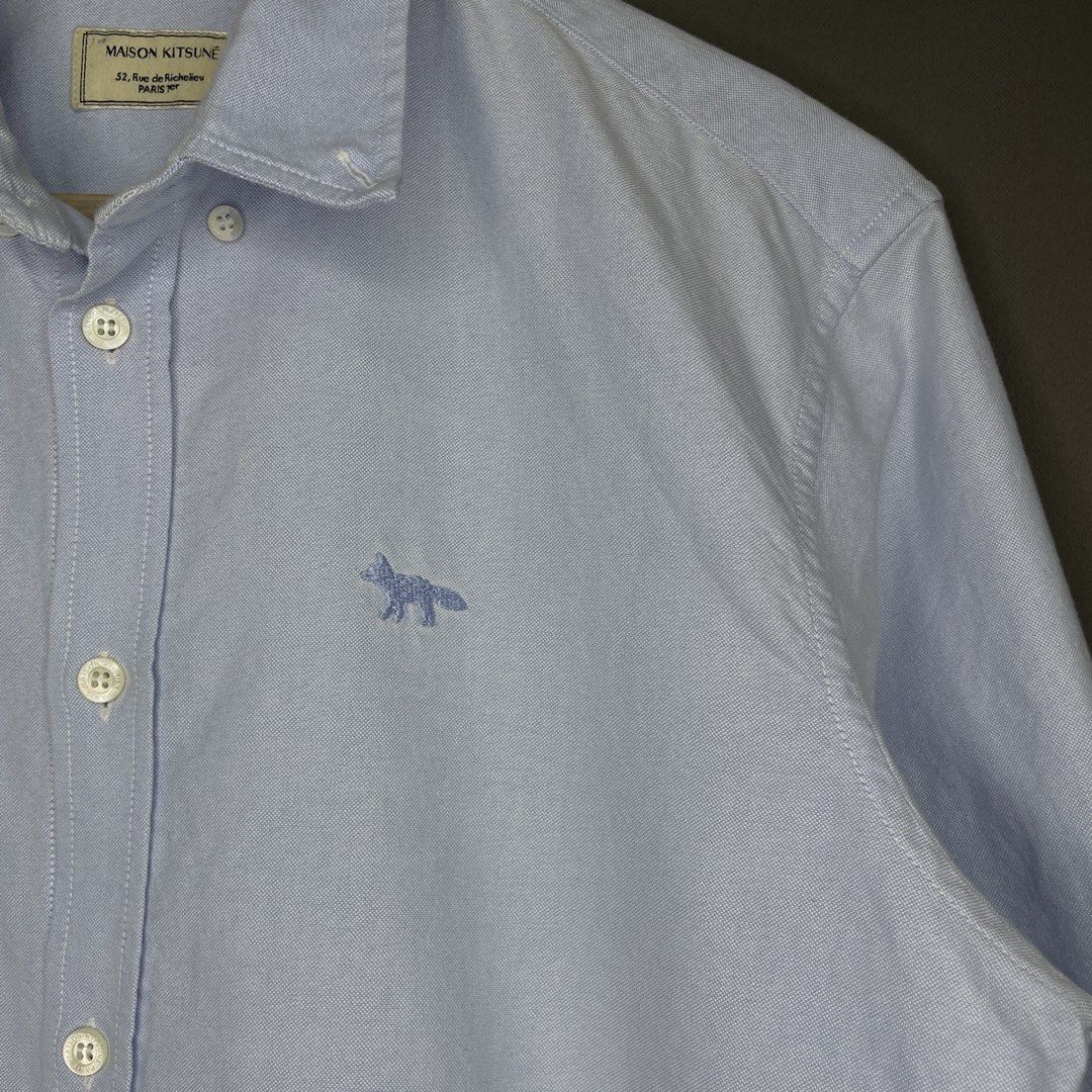Maison Kitsuné Botton Down Longsleeve (Category: Formal Shirts) located in Manila. Submitted by saintjohnn (Listing ID 1453743228, Image 3). Description: Maison Kitsuné Botton Down Longsleeve Size: 40 (medium fitting) Length: 27" Width: 21" Condition: 10/10 No Issue or Flaws Authentic ₱2k.
