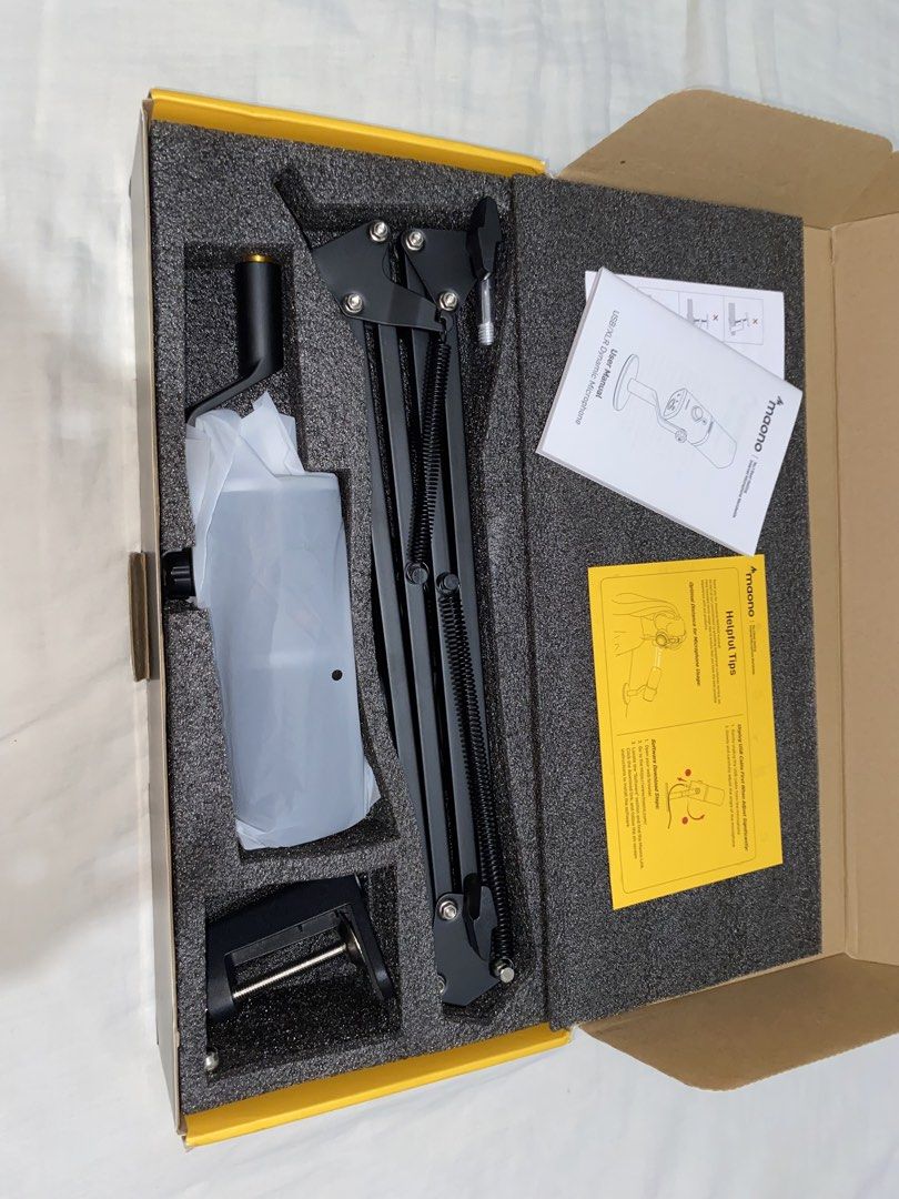 Maono PD100X Series USB/XLR Dynamic Microphone Boom Arm Bundle (Category: Microphones) located in Cebu City. Submitted by luchador22 (Listing ID 1453770767, Image 2). Description: - Maono PD100X Series microphone bundle - Includes USB/XLR dynamic microphone - Comes with a boom arm - All items in original packaging - User manual and helpful tips included - Ideal for streaming and recording purposes -Barely used, like 1-2 times only when testing P.