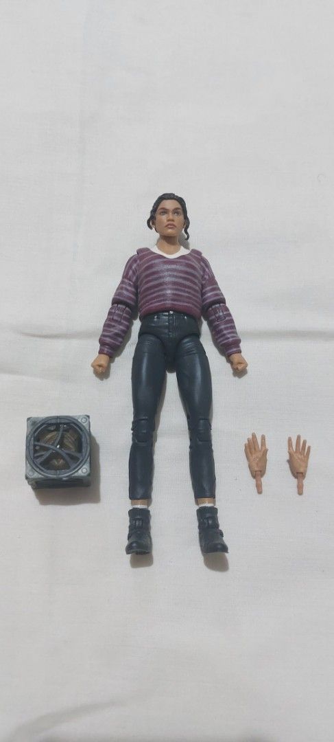 Marvel Legends MJ Action Figure with Accessories (Category: Figurines & Statues) located in Paranaque City. Submitted by Jerdith (Listing ID 1453776941, Image 3). Description: - Marvel Legends MJ action figure - Includes interchangeable hands - Comes with a unique accessory - Highly articulated for dynamic posing - Detailed representation of the character - Ideal for Marvel collectors and fans - All items shown in photos are included.