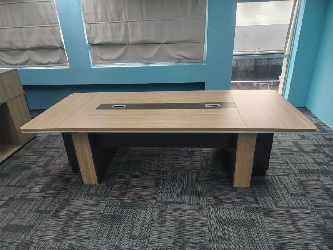 Meeting Table Code:MT-78 (Category: Tables & Sets) located in Petaling Jaya. Submitted by micron1786 (Listing ID 1453666435, Image 1). Description: [**Price above DOES NOT INCLUDE of delivery & Installation**] L 2800mm W 1200mm H 750mm Code :MT-78 Available :1 Condition : Goods We are specialist in BUY or SELL New/Used Home Furniture or Office Equipment [ Micron Furniture Trading sdn bhd ] 20 , Jalan PJS 3/46 , Sri Manja Square , Taman Sri Manja 