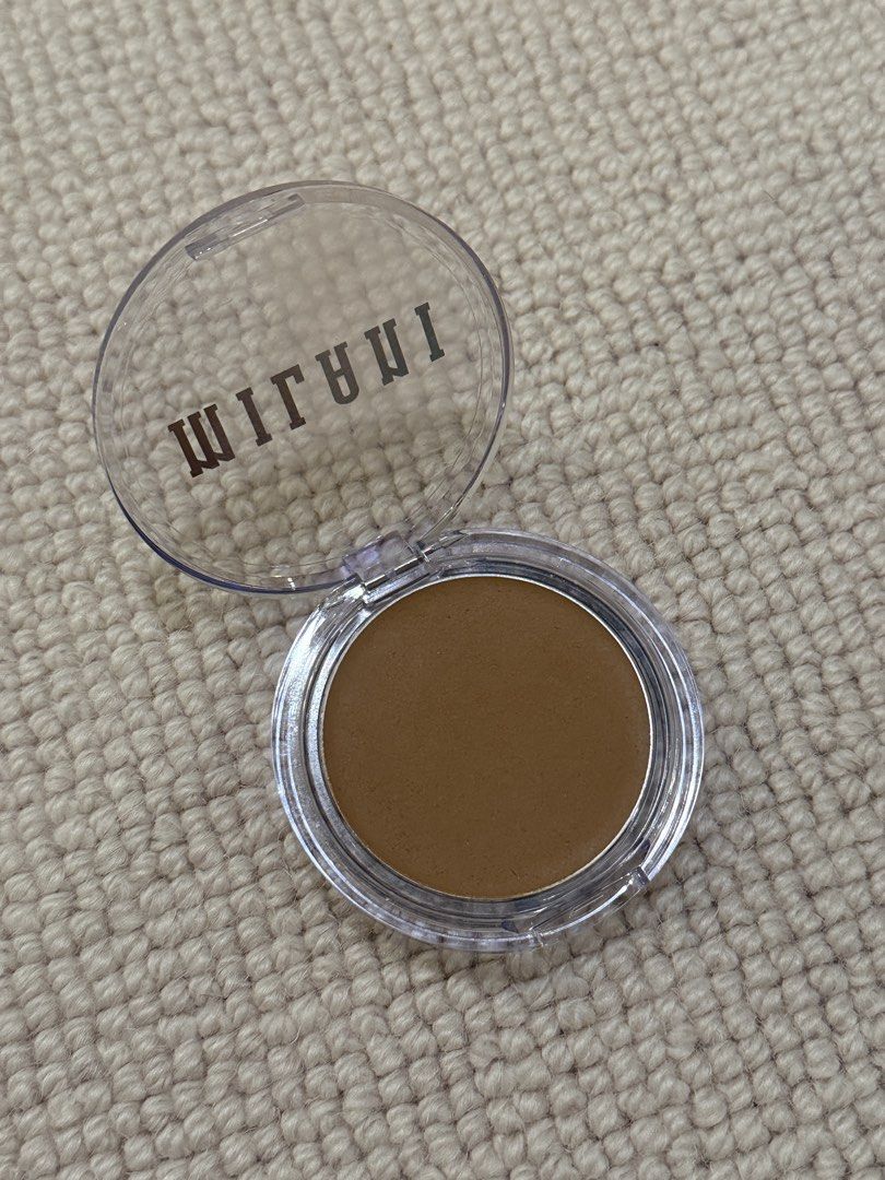 Milani Bronzer in Spilling Tea (Category: Makeup) located in Muntinlupa City. Submitted by sabnava (Listing ID 1453784467, Image 3). Description: Bought in Target! Used with a brush once only!.