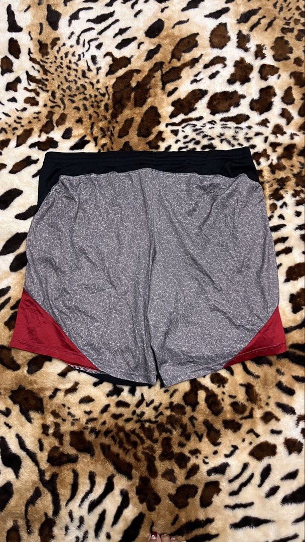 Mitchell & Ness Chicago Bulls Warehouse Panel Men's shorts (Category: Shorts) located in Cabuyao City. Submitted by kisyana (Listing ID 1453712983, Image 3). Description: .
