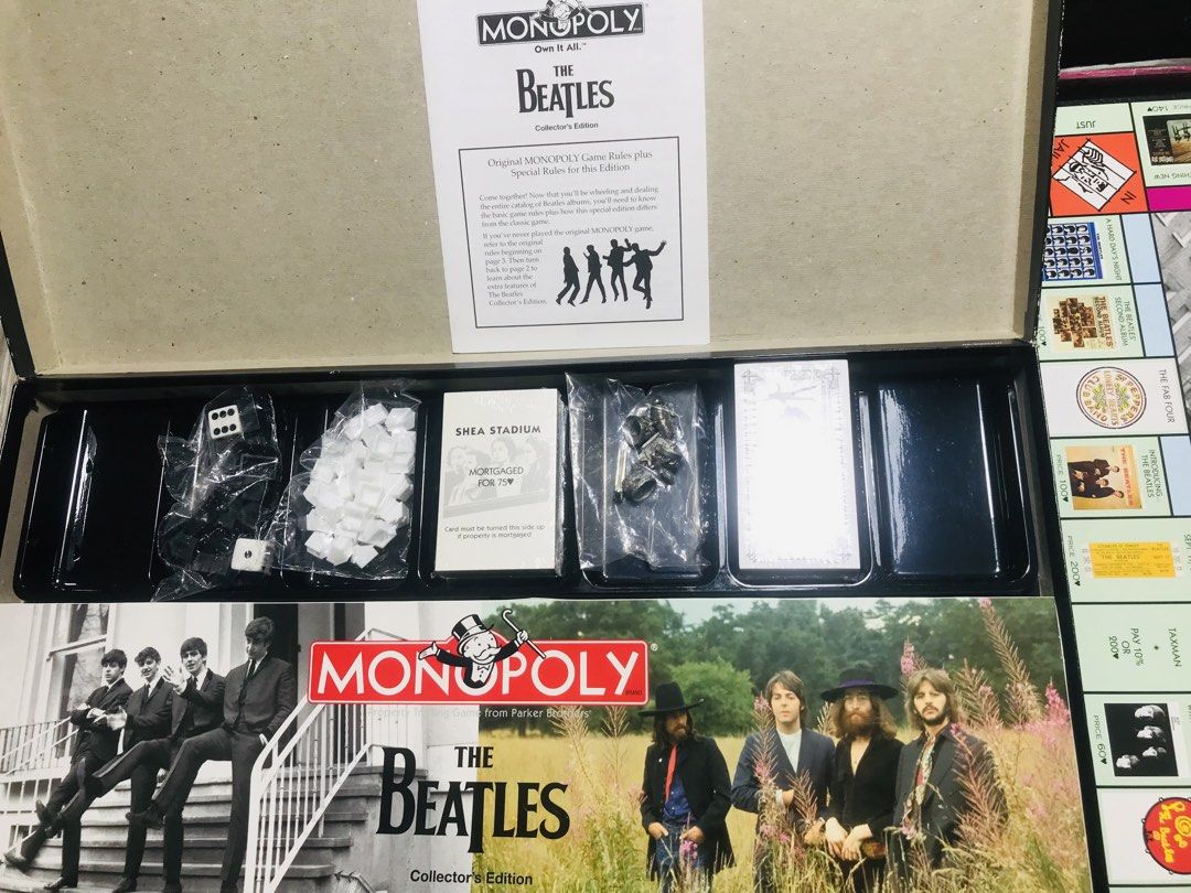 MONOPOLY The BEATLES (Category: Vintage Collectibles) located in Quezon City. Submitted by regiegeorg77224 (Listing ID 1453632814, Image 2). Description: Collectors Edition 2008 QC area Lalamove Bank transfer.