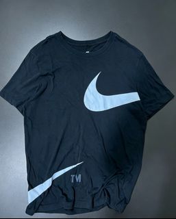 (Category: ) located in . Submitted by arc___wear (Listing ID 1453634838, Image 1). Description: .