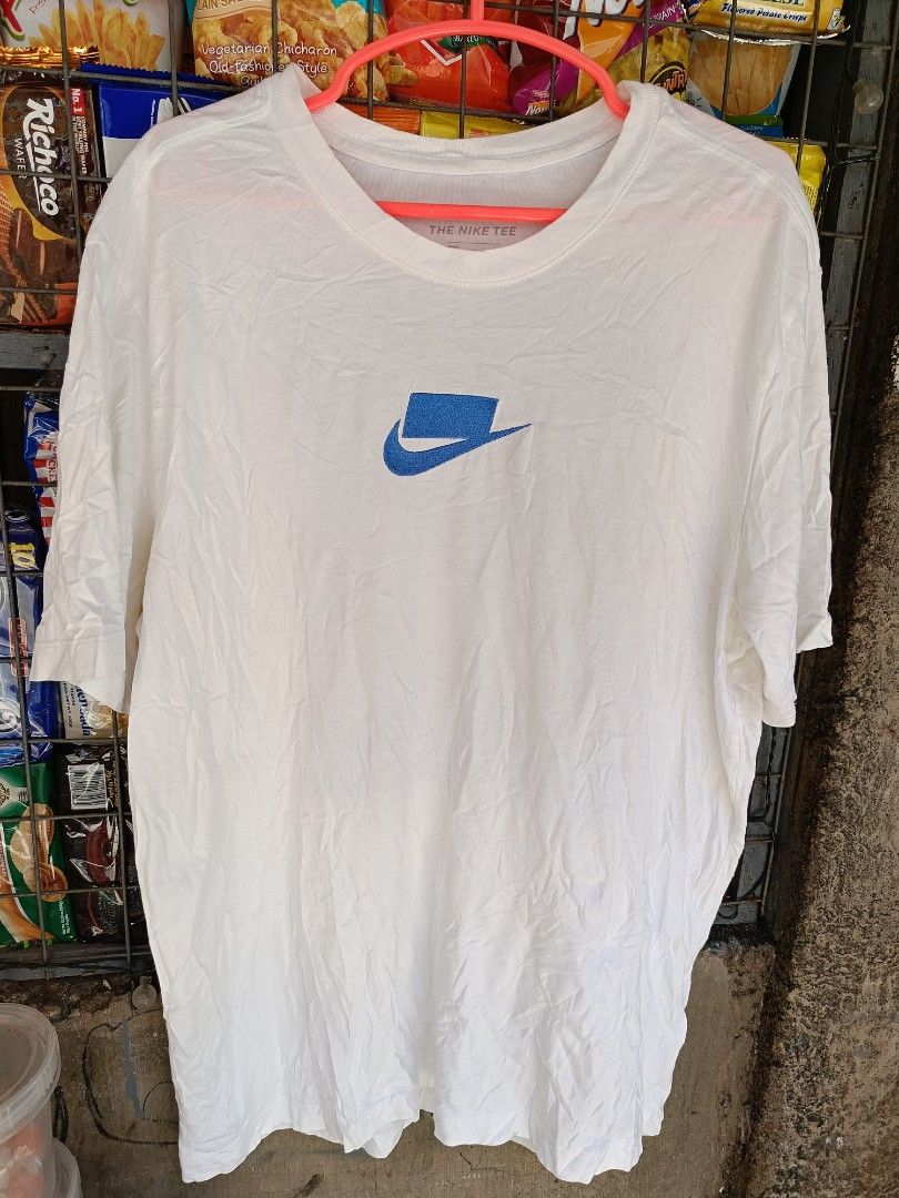 Nike nsw (Category: Tshirts & Polo Shirts ) located in Binalbagan. Submitted by dalethrift (Listing ID 1453657089, Image 1). Description: embroided front design as new xl fit to large freeshipping.