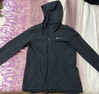 (Category: ) located in . Submitted by hubaderascloset (Listing ID 1453702128, Image 1). Description: .