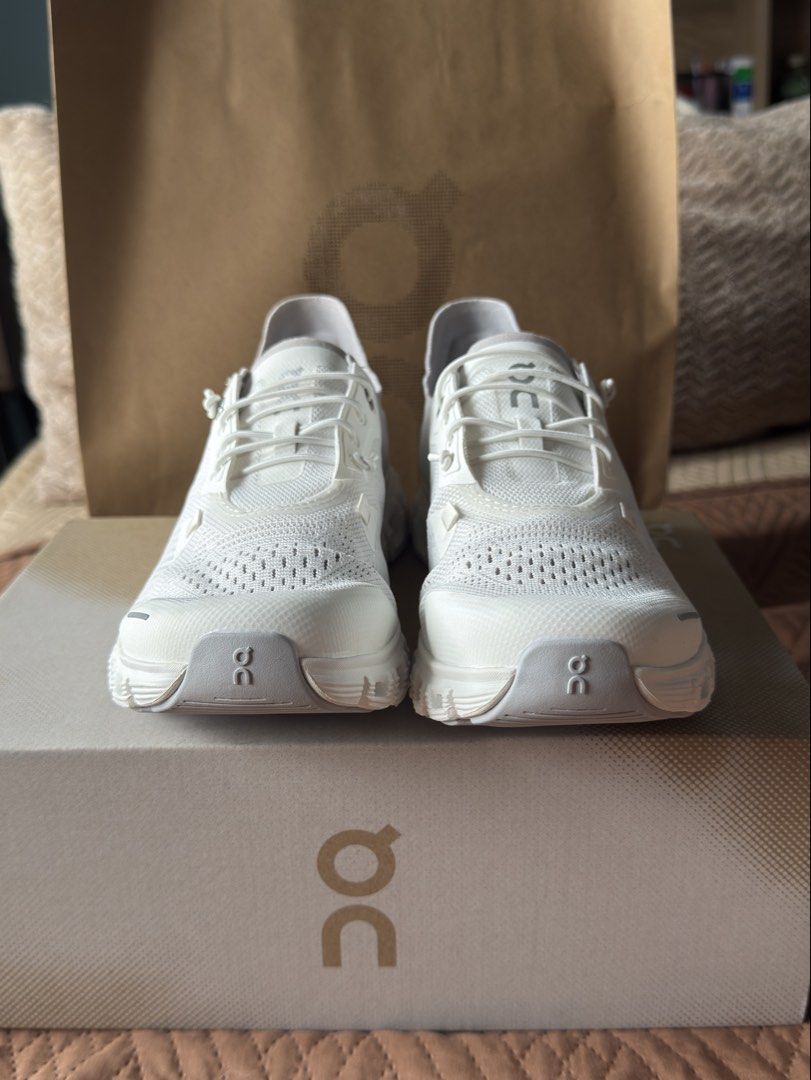 On Cloud 6 Coast white|glacier (US W7/EU 38) (Category: Sneakers) located in Pasig City. Submitted by kcbdn (Listing ID 1453710073, Image 2). Description: Bought at Singapore (Jewel Changi) during my vacation. Original price when I bought this was 12.8K php. This is Brand New - never been used. As advertised, this can be slipped on. RFS: change of mind, will buy one for running, this is more for training and lifestyle tho its reallyyy really pret