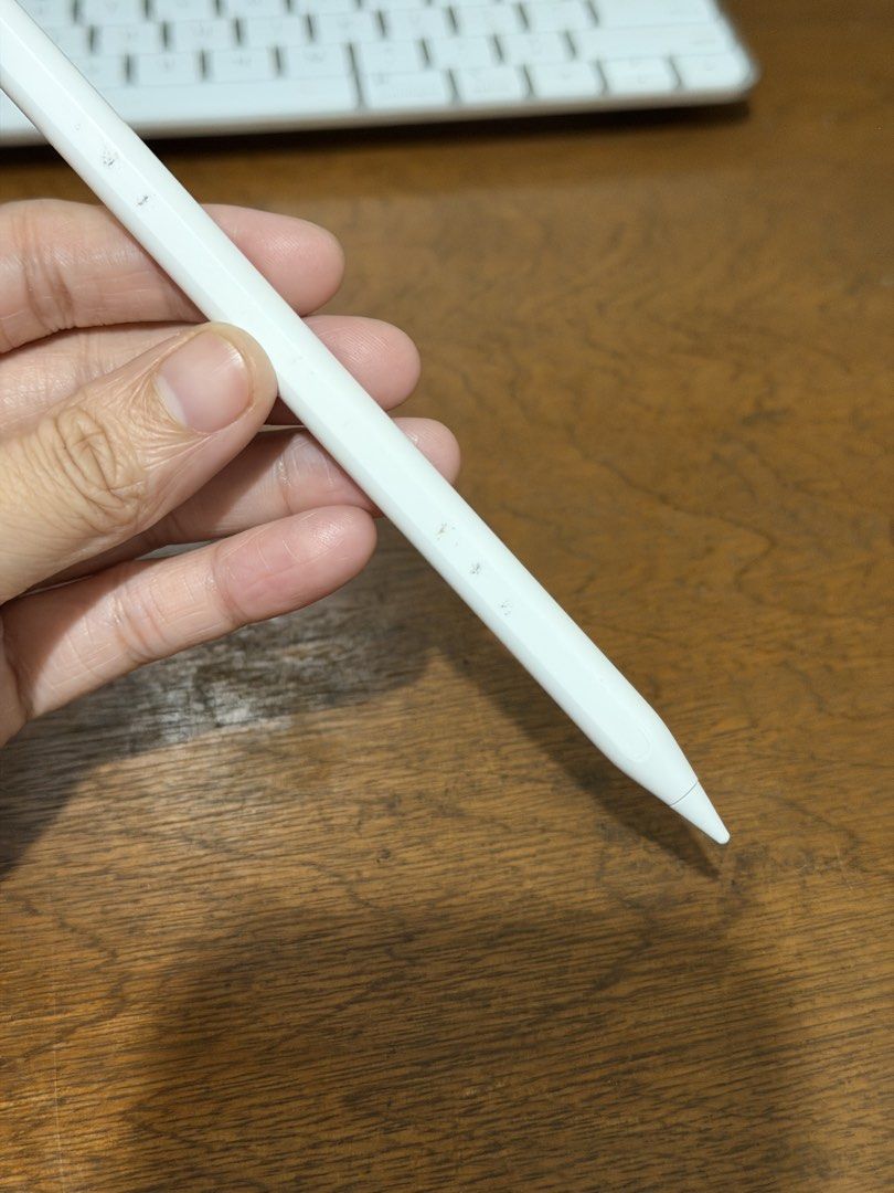 Original Apple Pencil Pro FIXED PRICE (Category: Other Mobile & Gadget Accessories) located in Manila. Submitted by razelysonn (Listing ID 1453731998, Image 2). Description: FIXED PRICE NON NEGO 100% original No box, No box, NO BOX location: binondo mnl .