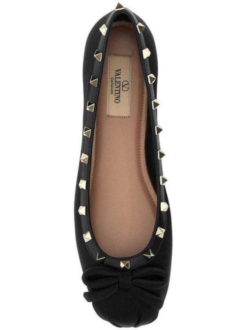 Pasabuy! Valentino Ballet Flat Rockstud (36.5) (Category: Flats & Sandals) located in Quezon City. Submitted by everybit (Listing ID 1453778293, Image 2). Description: - Brand new and Authentic (Will be bought directly from Stores) - Inclusions: Receipt, Box, Dust Bag, and Tags in tact (I provide everything) - ETA: September - Only 50% downpayment, remaining will be settled once item is in PH - Size: 36.5 Note: All of the items posted are subject