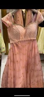 (Category: ) located in . Submitted by fitsbynush (Listing ID 1453629457, Image 1). Description: .