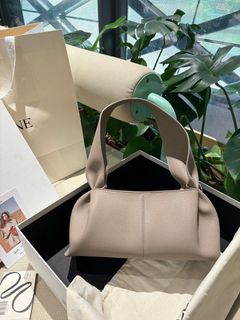 （分類：）位於 。 由 hkluxehk 提交（商品編號 1453674339，圖片 1）。簡介： 。