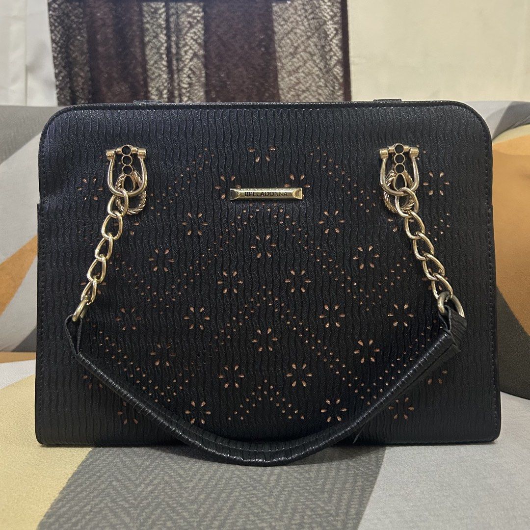 Preloved | Belladonna Black Bag (Category: Shoulder Bags) located in Caloocan City. Submitted by trisdeclutters (Listing ID 1453672153, Image 2). Description: Last price already Barely used Only issue: see last pic No other inclusions (bag only; no dustbag, box, etc.) Rfs: Hindi nagagamit ‼️no reservations, exchange, cancellation, return, refund‼️.