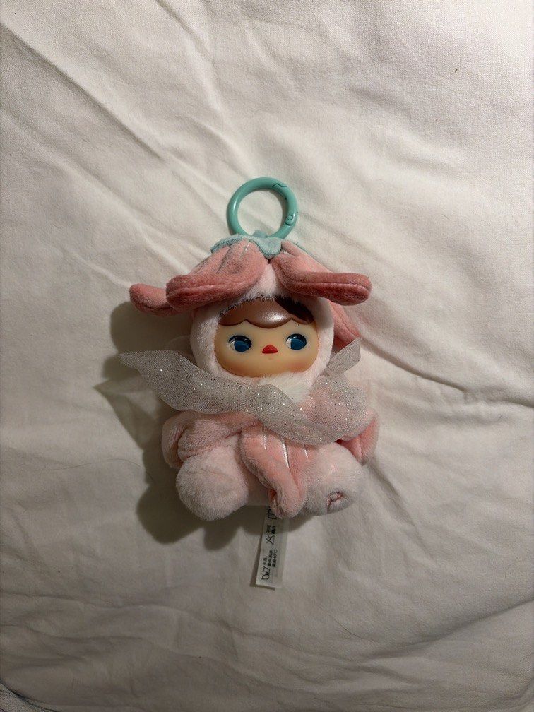 Pucky Forest Party Series (Category: Designer & Blind Box Toys) located in Mandaluyong City. Submitted by bibisou (Listing ID 1453809234, Image 1). Description: Color: Flower Baby No Foil/Box.