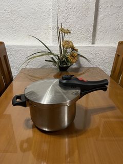 (Category: ) located in . Submitted by doublelkitchenware (Listing ID 1453716590, Image 1). Description: .