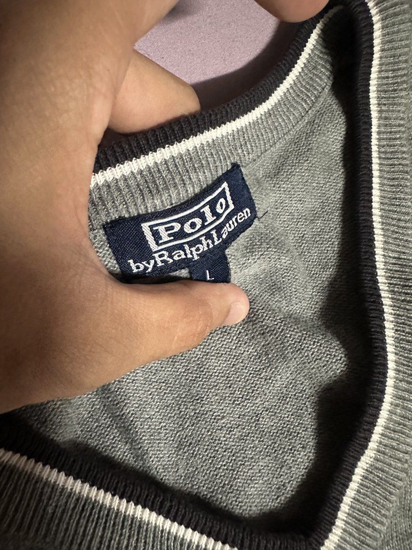 Ralph Lauren Argyle Sweater Vest (Category: Vests) located in Taguig. Submitted by thriftboy23 (Listing ID 1453740618, Image 3). Description: 19.5x26 No issue Size L Excellent condition.