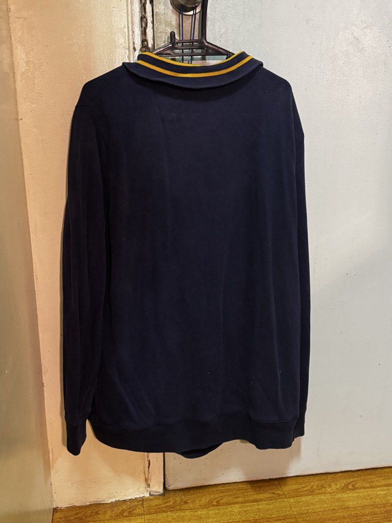 Ralph Lauren Quarter Zip Sweatshirt (Medium) (Category: Coats, Jackets and Outerwear) located in Quezon City. Submitted by lemonsyellow (Listing ID 1453727251, Image 2). Description: Size MEDIUM (M) RFS: Clearing out closet/ Need funds No Flaws Vintage and US bought (personally owned by dad) no lowballers. already priced low for value. QC, BATASAN HILLS BASED Shipping fee to be shouldered by buyer.