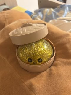 （分類：）位於 。 由 azurae 提交（商品編號 1453797660，圖片 1）。簡介： 。