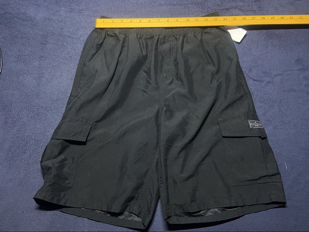 Rip Curl Mens Volley Cargo Shorts (Category: Activewear) located in Cabuyao City. Submitted by chukz_x (Listing ID 1453648506, Image 3). Description: Rip Curl Mens Volley Cargo Shorts Size : Large Dimes : 30-34W 20L 10H Condition : like new Issue : None Price : 450 📍Cabuyao Laguna.