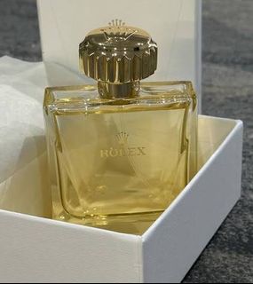 (Category: ) located in . Submitted by pleats.n.pockets (Listing ID 1453752556, Image 1). Description: .