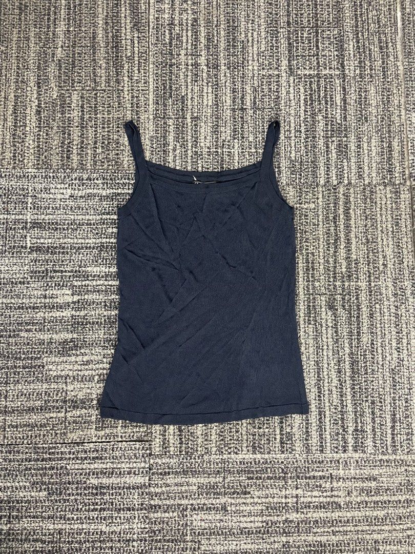 Salvatore Ferragamo Rayon Material Sleeveless (Category: Sleeveless) located in Taguig. Submitted by highlows (Listing ID 1453723957, Image 1). Description: size medium 14x22 no flaw excellent condition 10/10.