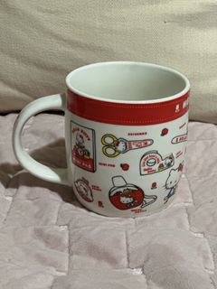 (Category: ) located in . Submitted by favoritepreloved (Listing ID 1453698132, Image 1). Description: .
