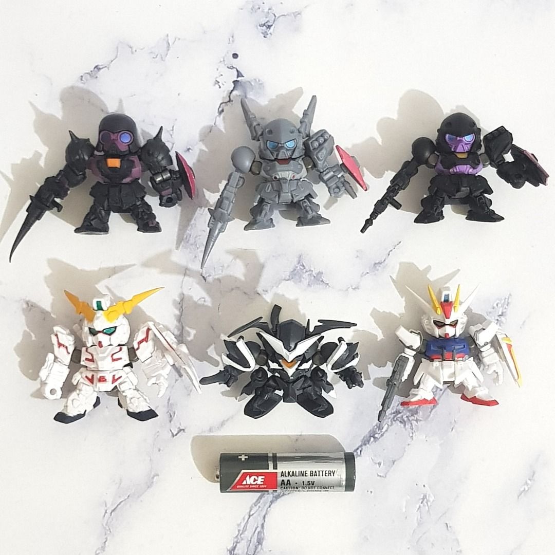 SD Gundam Senshi Warrior DASH NEXT Articulated Gashapon Figures (Category: Figurines & Statues) located in Antipolo. Submitted by nekolle (Listing ID 1433566257, Image 1). Description: As Is WYSIWYG 200 each Warrior DASH 06 den'an zon (black vanguard) - from SEALED Warrior NEXT 10 den'an gei - from SEALED Warrior NEXT 10 den'an gei (black vanguard) - no antenna *** Warrior NEXT 12 unicorn destroy mode - no gun Warrior NEXT 23 susanowo Warrior NEX