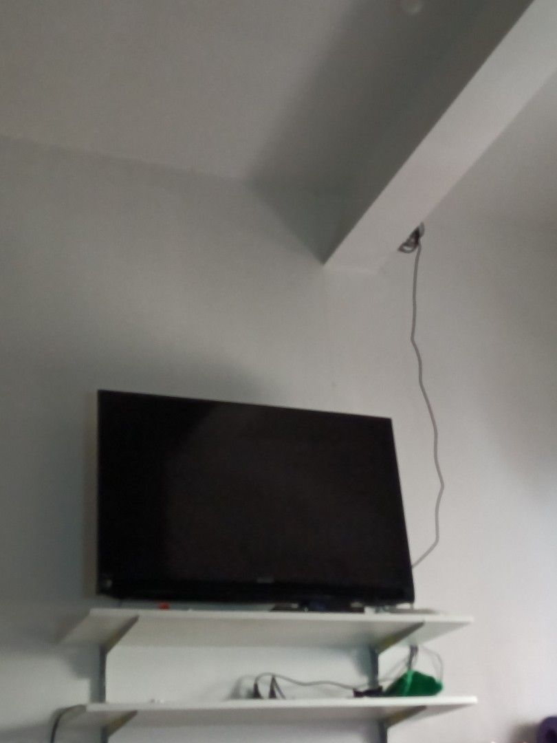 Sharp Led 40 television SuperSale (Category: TV) located in Manila. Submitted by ilovesupersale (Listing ID 1453812588, Image 1). Description: GMA affordabox included more freebies NO ISSUE NO ISSUE NO ISSUE gcash payment scheduled pickup.