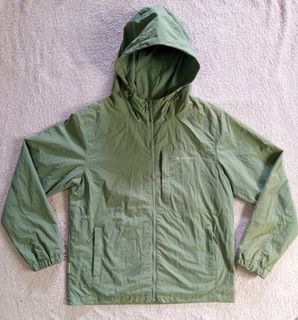 (Category: ) located in . Submitted by thrifted_93 (Listing ID 1453679784, Image 1). Description: .
