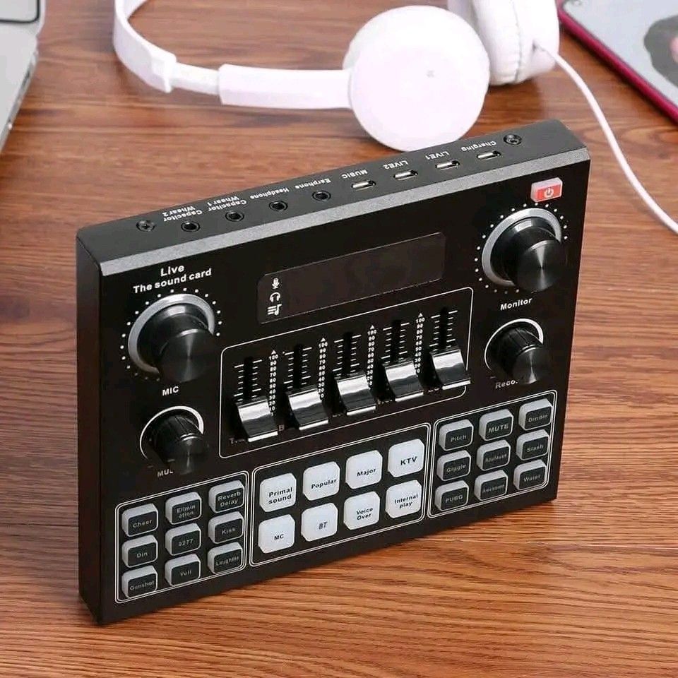 sound card (Category: Other Audio Equipment) located in Manila. Submitted by asstditems (Listing ID 1453649464, Image 2). Description: v9. 1300 x50 1200.