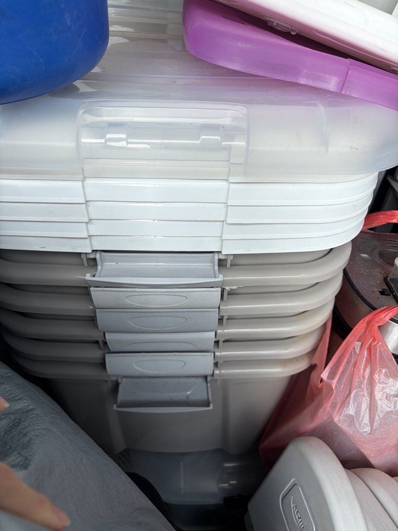 Stackable Storage Boxes with Lids (Category: Storage Boxes & Baskets) located in Singapore. Submitted by miamialee77 (Listing ID 1453677454, Image 1). Description: 6 x 52L Sturdy large storage containers - 58 x 38 x 30cm, selling each for $7, whole set for $36 Great to storage items you want to keep clean like clothing, toys etc unlike the fabric boxes which can have dust-mites over time . I used them when we moved house, to storage clothes to ke