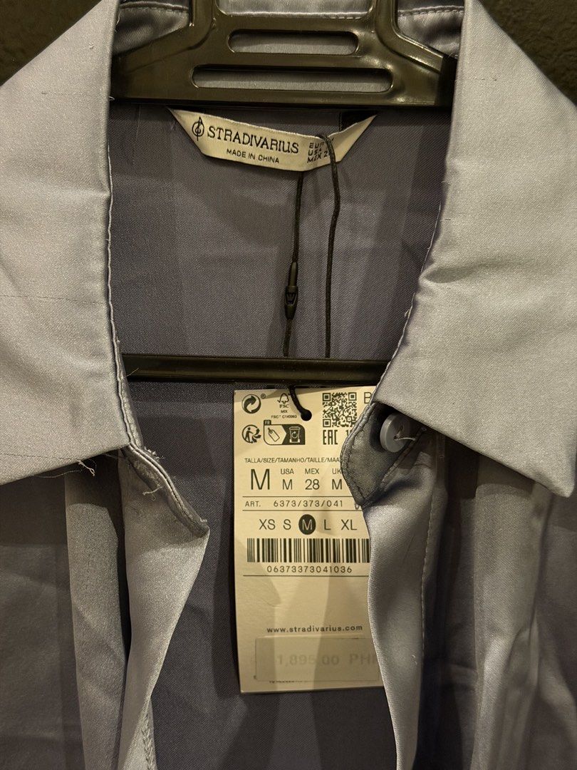 Stradivarius Cocktail Dress (Category: Dresses) located in Makati City. Submitted by saladstuff (Listing ID 1453683766, Image 3). Description: Authentic STRADIVARIUS Cocktail Dress • never been used • with tag • visible snags and runs (as shown in the photo) • size MEDIUM.