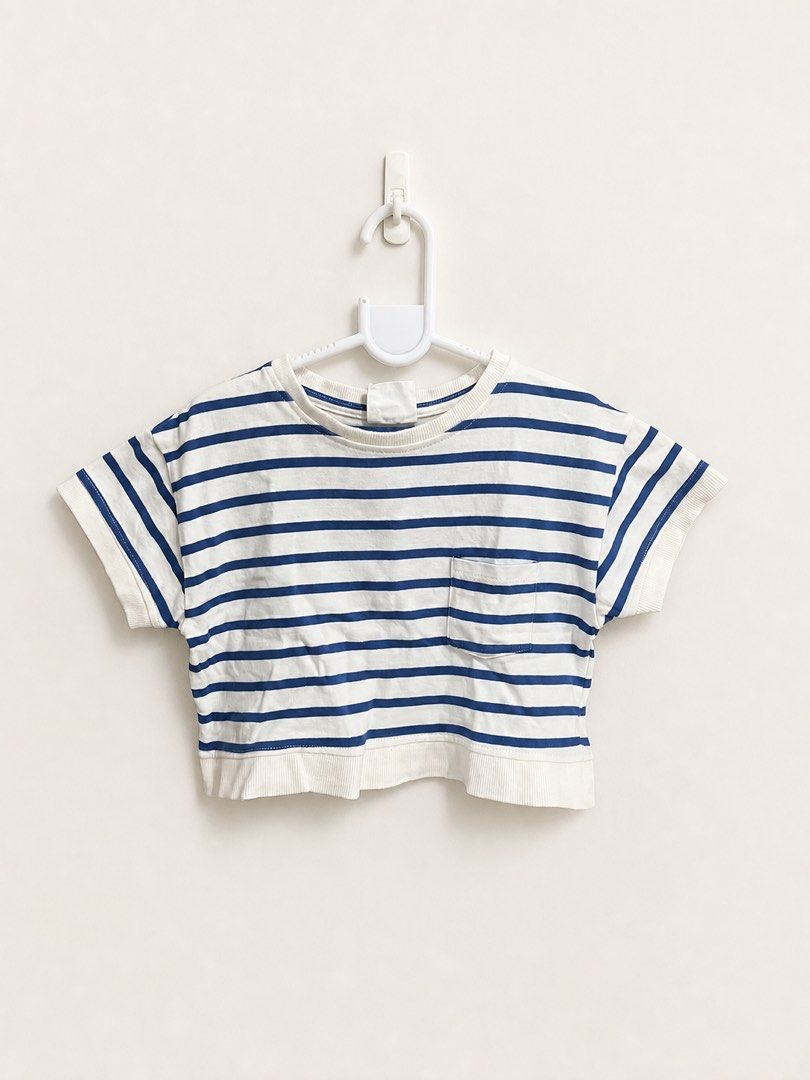 Striped Cropped T-shirt with Pocket (Category: Babies & Kids Fashion) located in Quezon City. Submitted by geeianbr (Listing ID 1453726487, Image 1). Description: - White and blue striped cropped t-shirt - Features a small chest pocket - Ribbed hem and cuffs for a snug fit - Short sleeves for a casual look - Super comfy and perfect for everyday wear.