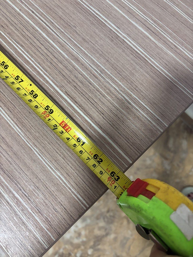 study table (Category: Other Kitchenware & Tableware) located in Singapore. Submitted by abby9825 (Listing ID 1453778497, Image 2). Description: Arrange self pick up! DM only if you’re interested .