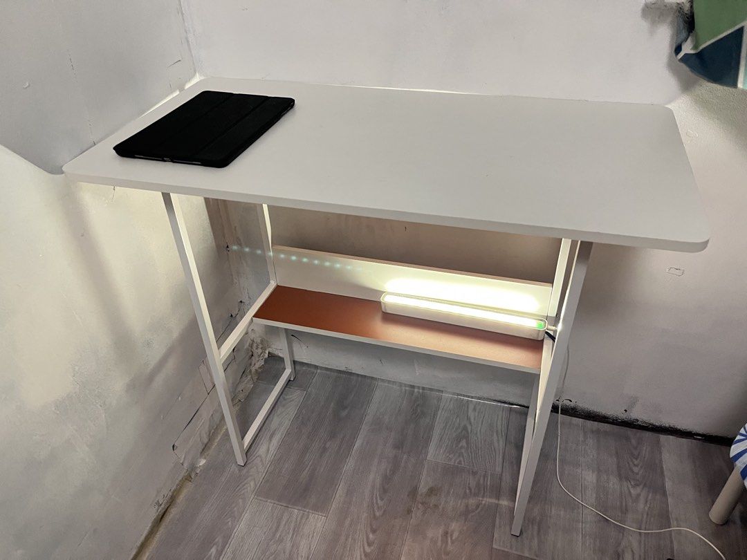 Study/Work Desk (Category: Tables & Sets) located in Mandaluyong City. Submitted by 00.drafts (Listing ID 1453741148, Image 1). Description: - 80x40x72 cm - Compact size, fits most spaces - Easy to assemble - Great for students or home office setup kaka deliver lang last Aug 2. wala pa one week nagagamit. rfs got bigger size..