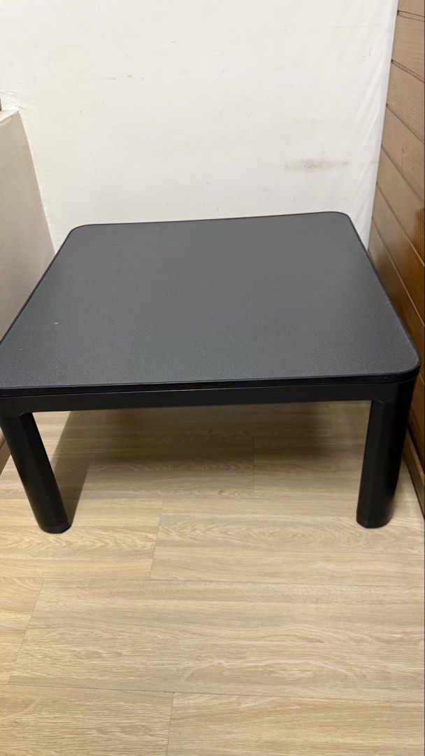 Table Top (Category: Tables & Sets) located in Johor Bahru. Submitted by beckhamng2010 (Listing ID 1453794473, Image 2). Description: - Modern and simple design coffee table - Strong and stable structure - Spacious tabletop for daily use - Suitable for living room, office, or condo - Self-collection preferred.