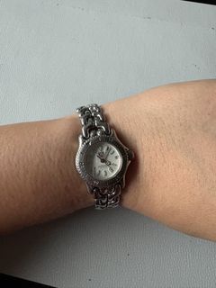 (Category: ) located in . Submitted by kr_fashion_hub (Listing ID 1422116163, Image 1). Description: .