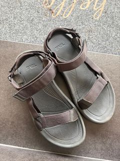 (Category: ) located in . Submitted by fiercestone-7bbc (Listing ID 1453625230, Image 1). Description: .