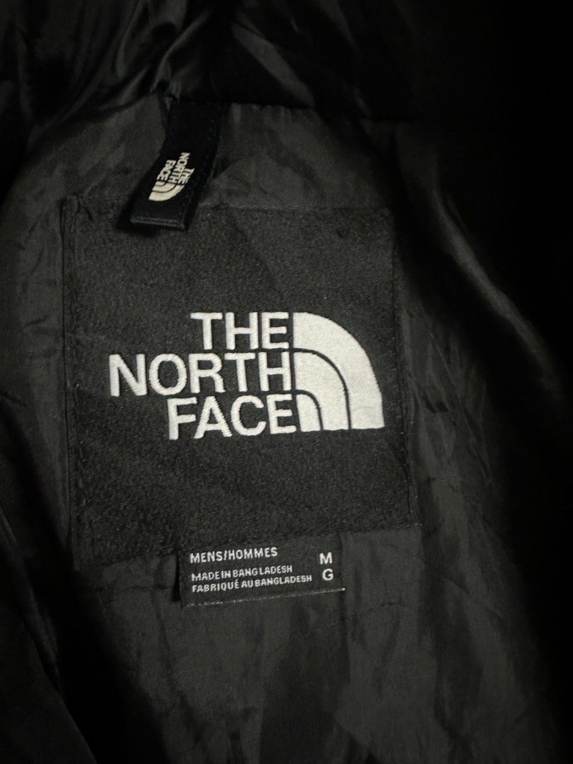The North Face Puffer Jacket Green Black Size M (Category: Coats, Jackets and Outerwear) located in Manila. Submitted by madysss (Listing ID 1453777027, Image 3). Description: Unisex For women: Large to XL - The North Face puffer jacket - Stylish green and black abstract pattern - Full zip closure with stand-up collar - Two convenient front pockets - Made in Bangladesh - Size: Medium.