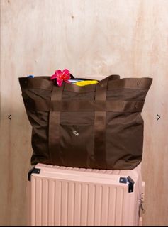 (Category: ) located in . Submitted by shoplittlrthings (Listing ID 1453666427, Image 1). Description: .
