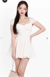 (Category: ) located in . Submitted by buysellcloset (Listing ID 1453763172, Image 1). Description: .