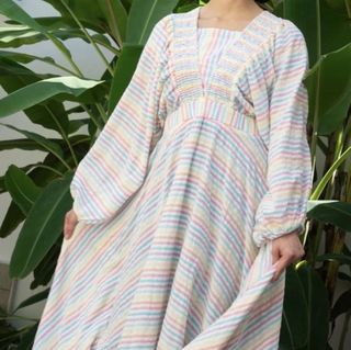 (Category: ) located in . Submitted by vadercloset (Listing ID 1453788082, Image 1). Description: .