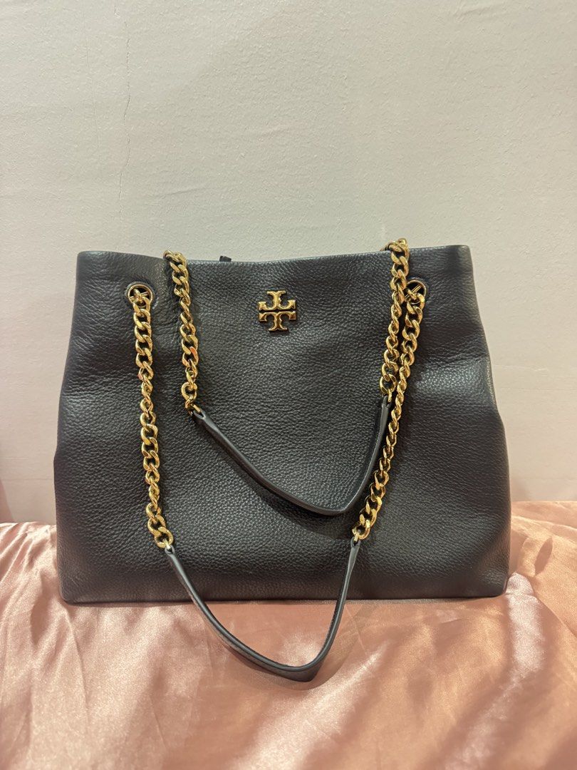 Tory Burch Kira Tote Bag (Category: Luxury Bags & Wallets) located in Pasay City. Submitted by missnayeon (Listing ID 1453684568, Image 1). Description: - Genuine black leather Tory Burch tote bag - Never used just stored.