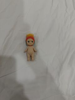 (Category: ) located in . Submitted by emma.preloved (Listing ID 1453781934, Image 1). Description: .