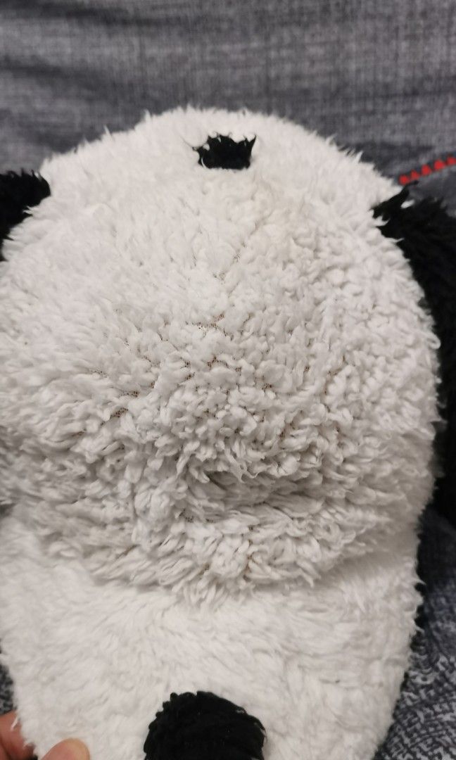 Universal Studios Japan snoopy fan cap (Category: Hats & Beanies) located in San Jose. Submitted by thrift_ni_sir (Listing ID 1453714318, Image 3). Description: Excellent condition MOP gcash MOD j&t, flash express Add shipping fee.