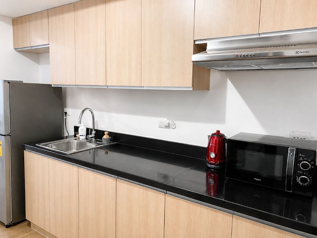 Verve Residences Studio Unit For Sale 37sqm (Category: Apartments & Condos) located in Taguig. Submitted by mandysingson (Listing ID 1453737672, Image 2). Description: VERVE Residences by Alveo in BGC Taguig LOCATION: TAGUIG CITY - BGC TOWER 1 FLOOR: 27th FLOOR AREA: 37sqm BEDROOMS: STUDIO TOILET AND BATH: 1 PARKING: NONE FURNISHING: UNFURNISHED Title Status: CLEAN TITLE Currently unused. PRICE: ₱ 9,000,000.00 (GROSS PRICE).