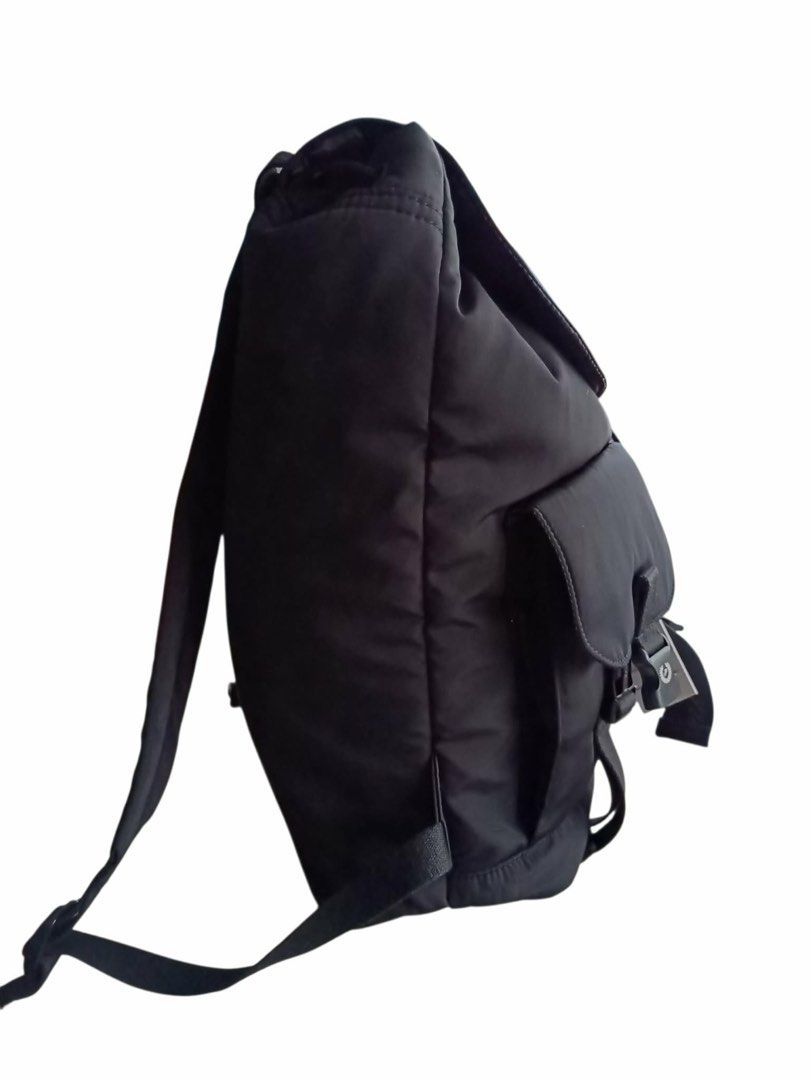 Victoria's Secret Pink Nylon Cargo Backpack Black (Category: Backpacks) located in Angeles City. Submitted by safe.simpledesign (Listing ID 1453671317, Image 2). Description: - Black Victoria's Secret Pink nylon cargo backpack - Secure drawstring closure with an additional buckle strap - Two front pockets with buckle closures for easy access - Internal zip pocket for valuables - Adjustable shoulder straps for comfortable carrying - Ideal for ever
