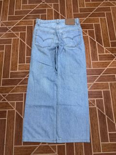 (Category: ) located in . Submitted by bens.thrift (Listing ID 1453769937, Image 1). Description: .