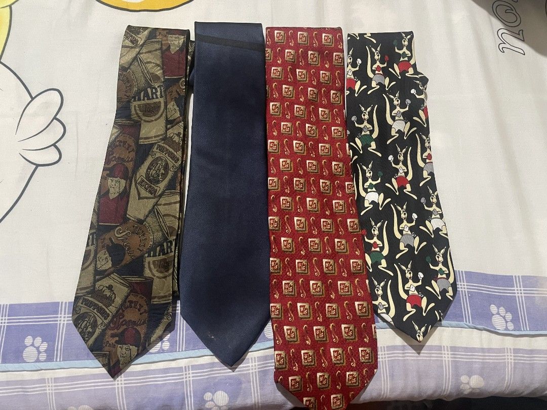 Vintage Neckties (Category: Ties) located in Mataasnakahoy. Submitted by putingely (Listing ID 1453766611, Image 1). Description: 200 pesos each!.