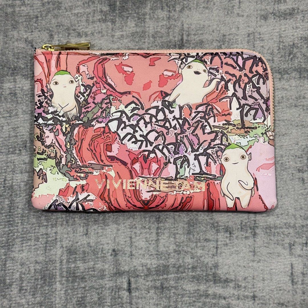 Vivienne Tam x Wuba - SS2018 - Pouch & Red Envelopes (Category: Purses & Pouches) located in Manila. Submitted by members-only (Listing ID 1453664576, Image 3). Description: Vivienne Tam x Wuba of Monster Hunt Pouch with 10 red envelopes New/Unused No issue SS2018 Edition.